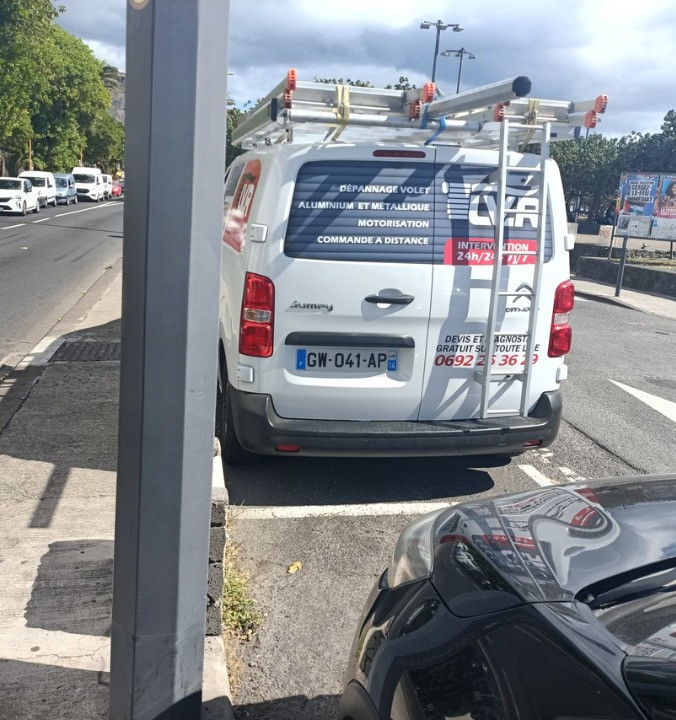 Déplacements et dépannage de volets roulants partout à La Réunion